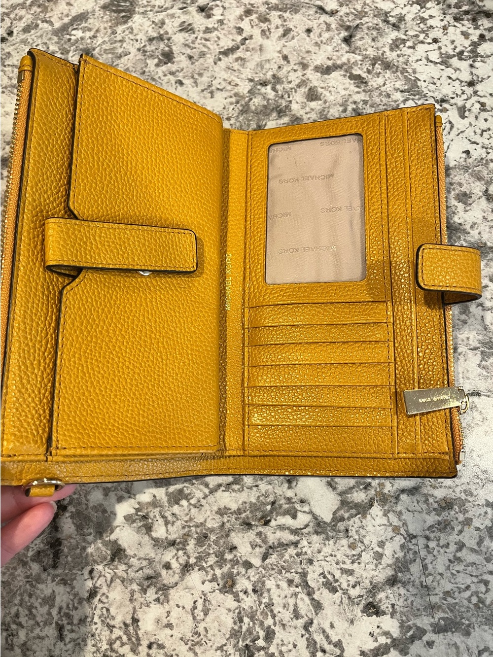 Michael Kors Leather Double Zip Tech Wallet Wristlet - Picture 5 of 13